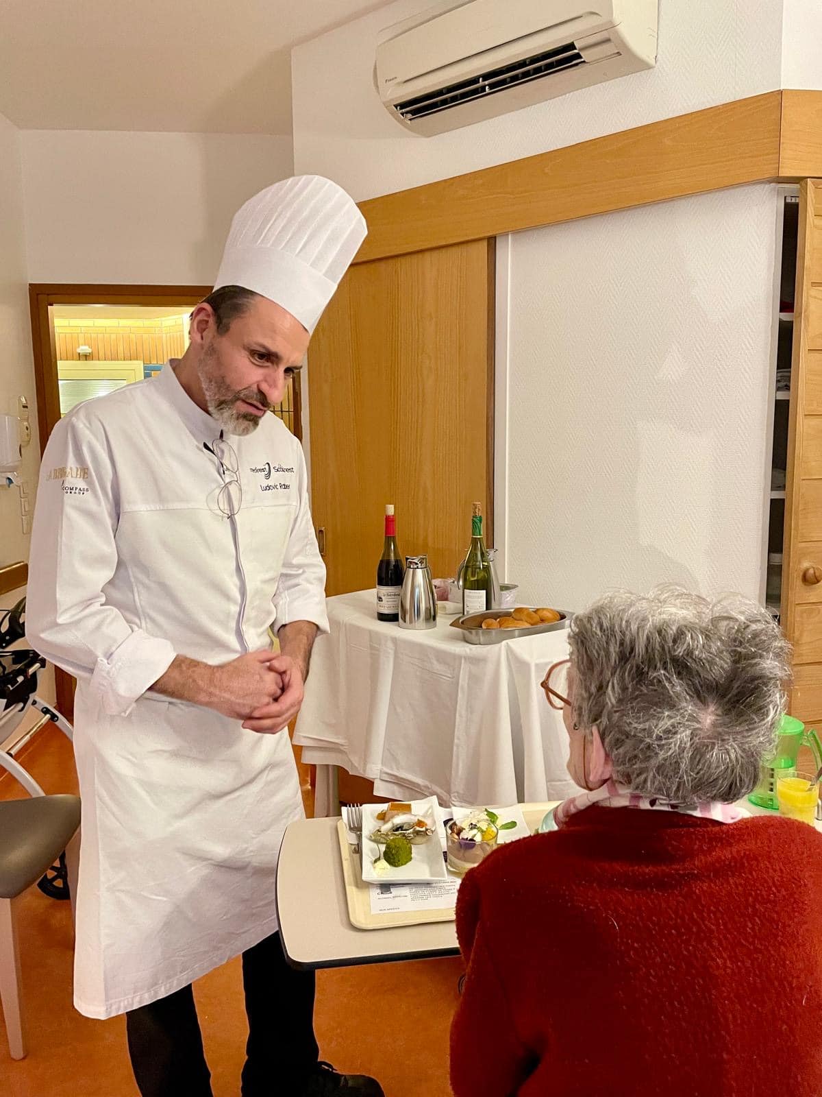 Jeudi 21 novembre : un repas gastronomique au ...